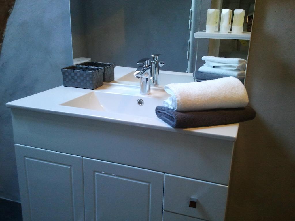 Chambres D'Hotes La Grange Au Bois Champagne-et-Fontaine Bilik gambar