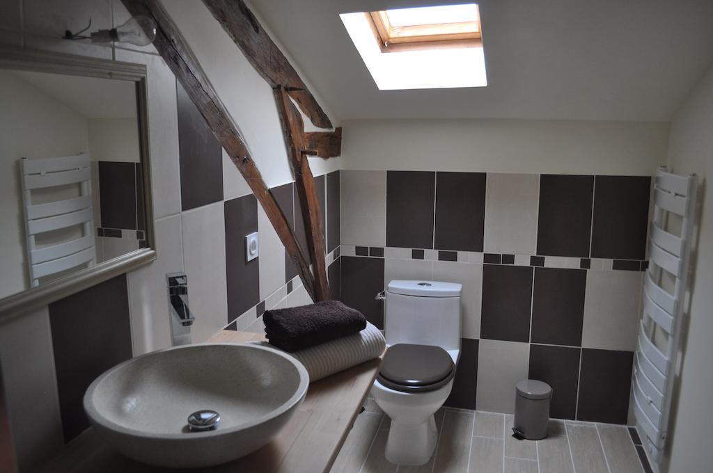 Chambres D'Hotes La Grange Au Bois Champagne-et-Fontaine Luaran gambar