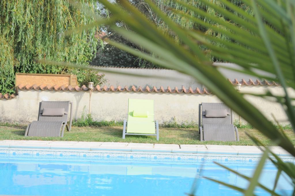 Chambres D'Hotes La Grange Au Bois Champagne-et-Fontaine Bilik gambar