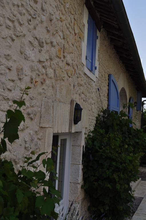 Chambres D'Hotes La Grange Au Bois Champagne-et-Fontaine Luaran gambar