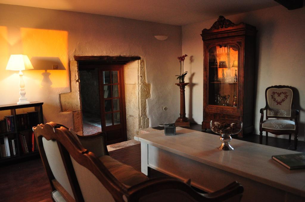 Chambres D'Hotes La Grange Au Bois Champagne-et-Fontaine Luaran gambar
